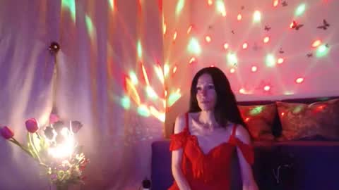 Elisa online show from August 5, 2026, 6:11 pm