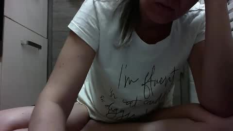 elyseblue online show from January 9, 2025, 3:55 pm
