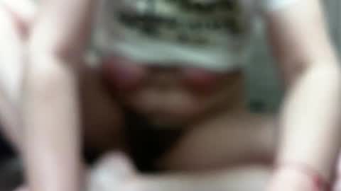 elyseblue online show from April 29, 2026, 3:43 am