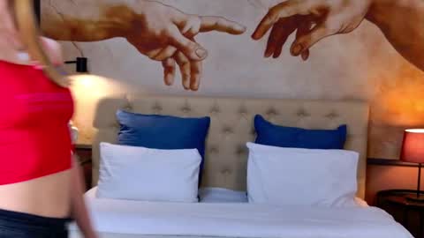 Snapshot of elza_hofffman chatting on September 14, 2025, 3:11 pm Chloyka online show from September 14, 2025, 3:11 pm