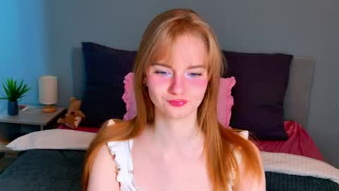 Snapshot of elza_hofffman chatting on April 29, 2026, 4:00 pm Chloyka online show from April 29, 2026, 4:00 pm