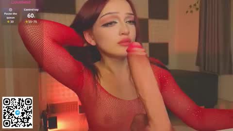 em1ly666 online show from March 26, 2026, 12:11 pm