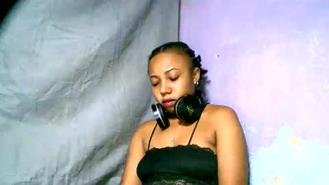 ema900845 online show from February 22, 2025, 7:03 pm