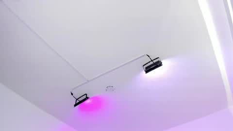 Snapshot of ema_louisx chatting on December 23, 2024, 3:01 pm Ema louisx online show from December 23, 2024, 3:01 pm