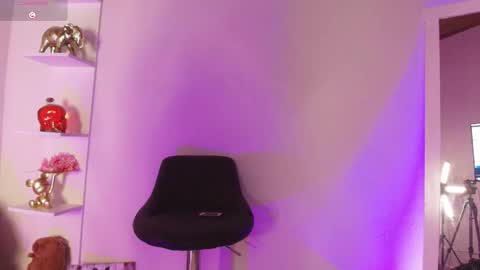 ema_parkerr online show from February 28, 2026, 1:06 am