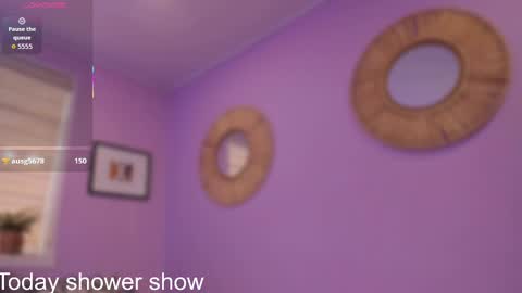 Ema online show from October 3, 2025, 9:23 pm