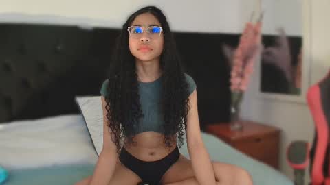 Ema Fox online show from March 18, 2026, 6:16 am