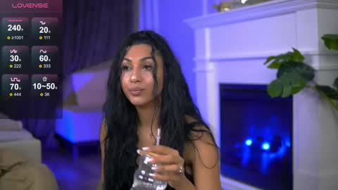 Snapshot of emahallee chatting on September 24, 2025, 2:59 am Ema online show from September 24, 2025, 2:59 am