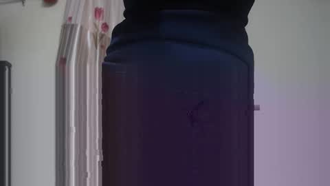 emailisa online show from October 31, 2025, 12:55 am