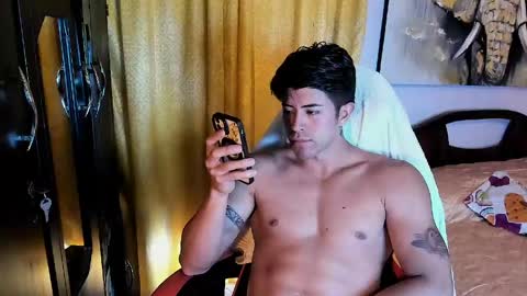 eman_wolf online show from May 23, 2026, 6:34 pm