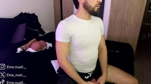 Snapshot of emanuell___ chatting on July 2, 2026, 3:23 am emanuell___ online show from July 2, 2026, 3:23 am