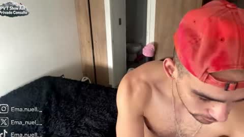 Snapshot of emanuell___ chatting on July 26, 2026, 6:59 pm emanuell___ online show from July 26, 2026, 6:59 pm