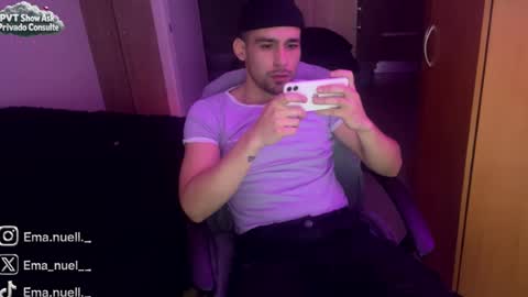 Snapshot of emanuell___ chatting on July 30, 2026, 10:53 pm emanuell___ online show from July 30, 2026, 10:53 pm