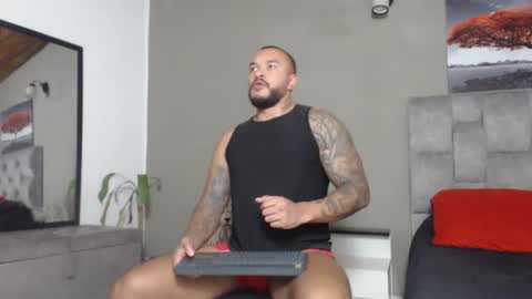 emanuelspencer online show from November 26, 2025, 3:57 pm