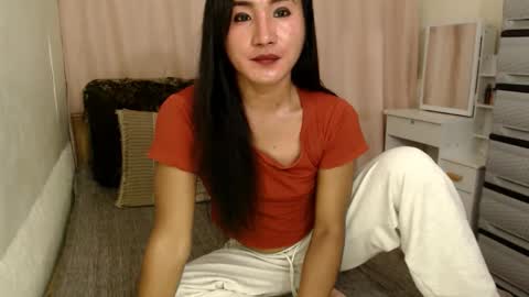 Trans cummer online show from February 13, 2025, 1:26 pm