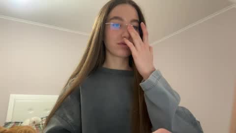 Alina online show from April 11, 2026, 10:36 pm