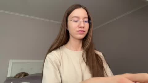 Alina online show from May 8, 2026, 1:27 pm