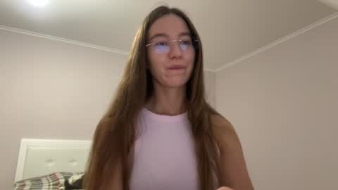 Alina online show from June 13, 2026, 6:39 pm