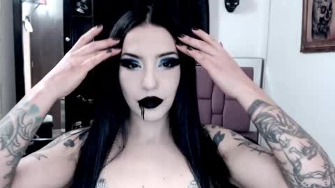 Emerald Black online show from September 14, 2025, 7:07 am