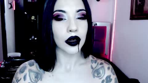 Emerald Black online show from November 14, 2025, 6:12 am