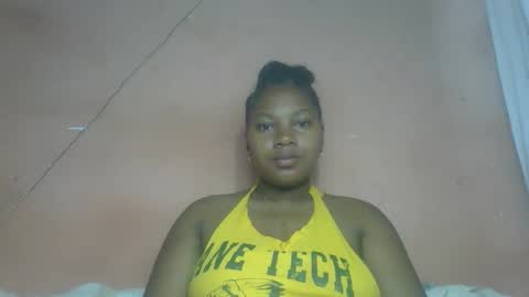 Snapshot of emeldah chatting on January 10, 2026, 3:25 pm emelda online show from January 10, 2026, 3:25 pm