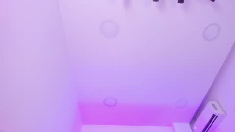 emelie_89 online show from December 27, 2024, 3:04 pm