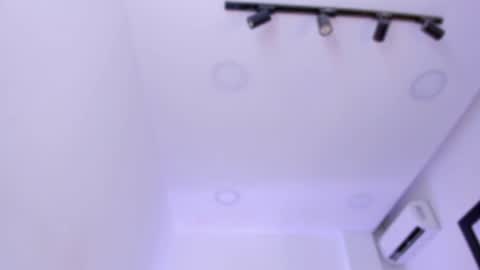 emelie_89 online show from September 30, 2025, 11:48 am