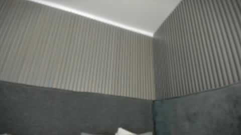 emelie_89 online show from May 7, 2026, 11:37 am