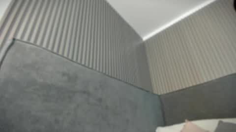 emelie_89 online show from May 12, 2026, 11:18 am
