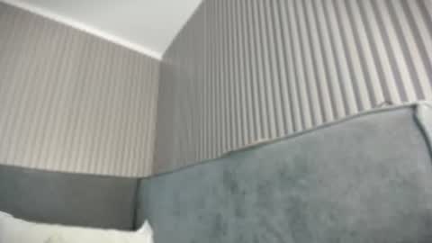 emelie_89 online show from June 15, 2026, 11:56 am