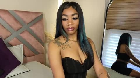 Snapshot of emely_brandon_ chatting on March 4, 2025, 4:20 pm anyelii online show from March 4, 2025, 4:20 pm