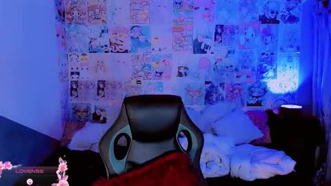 Emely Rous online show from November 6, 2025, 2:18 pm