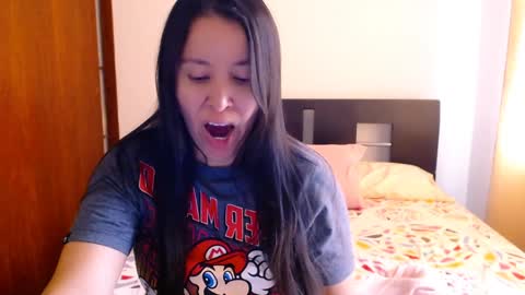 Snapshot of emely_sexx chatting on December 2, 2024, 6:43 pm emely_sexx online show from December 2, 2024, 6:43 pm