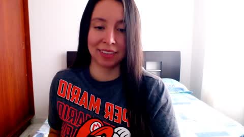 Snapshot of emely_sexx chatting on February 4, 2025, 4:39 pm emely_sexx online show from February 4, 2025, 4:39 pm