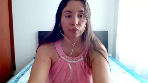 Snapshot of emely_sexx chatting on October 14, 2025, 4:41 pm emely_sexx online show from October 14, 2025, 4:41 pm