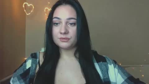 Snapshot of emelyblum chatting on October 23, 2025, 4:39 pm Emely online show from October 23, 2025, 4:39 pm