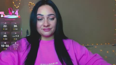 Snapshot of emelyblum chatting on November 12, 2025, 9:25 pm Emely online show from November 12, 2025, 9:25 pm