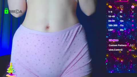 Snapshot of emelycrystal chatting on February 10, 2025, 3:24 am Emely online show from February 10, 2025, 3:24 am