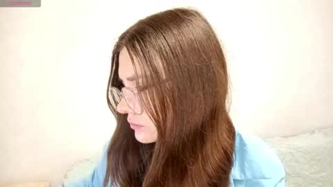 Stacy online show from October 12, 2025, 2:05 pm