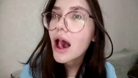 Stacy online show from October 13, 2025, 2:28 pm