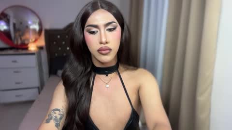 EMELY online show from February 16, 2026, 3:19 pm