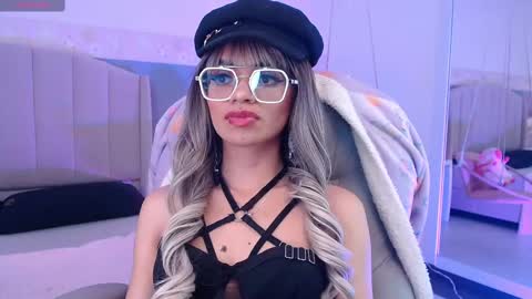 Snapshot of emerald_gh chatting on September 30, 2025, 12:15 am Danna online show from September 30, 2025, 12:15 am