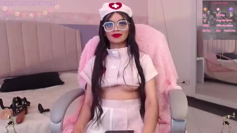 Snapshot of emerald_gh chatting on October 19, 2025, 1:39 am Danna online show from October 19, 2025, 1:39 am