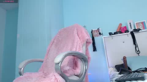 Danna online show from June 14, 2026, 2:24 am