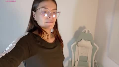 sabrina online show from November 22, 2025, 2:54 am