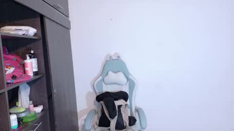 sabrina online show from December 5, 2025, 3:37 am