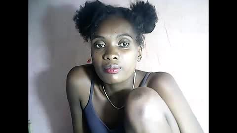 Emerence9794 online show from April 5, 2026, 7:33 pm