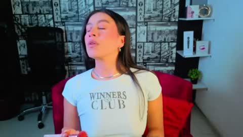 Emilia Gomez online show from June 4, 2026, 3:12 am