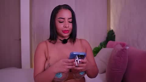    online show from November 12, 2025, 6:19 pm