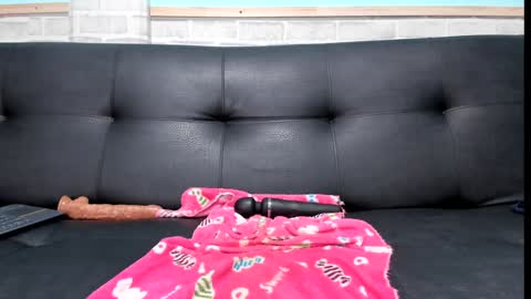 Emily online show from January 2, 2025, 4:35 pm